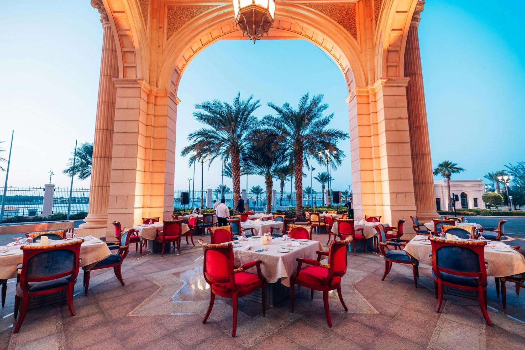 Hotel The Ritz-Carlton Yidda Exterior foto The Palace Downtown
